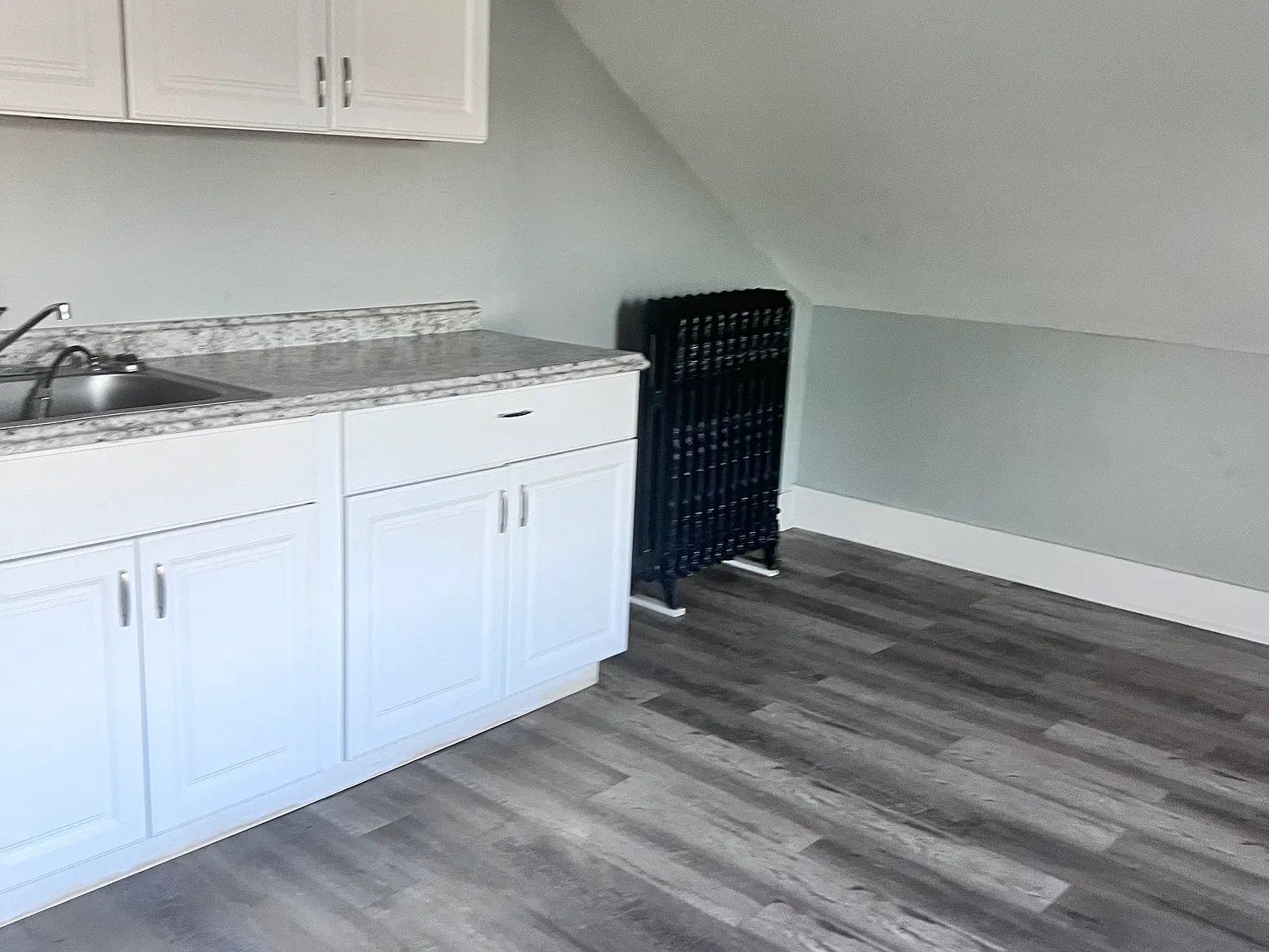 2 bed, 1000 sqft, $1,900 — Photo 1