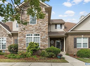 1035 Scarlet Woods, Huntsville, AL 35806
