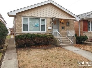 2334 Lathrop Ave #3A, Riverside, IL 60546