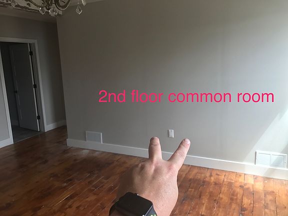 2nd image of 211 Broad St #2