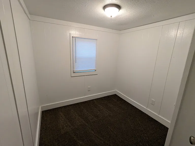 187 Thunderbird Dr — Photo 5