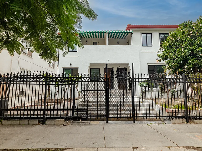 351 S Catalina St #353-1/2 — Photo 17