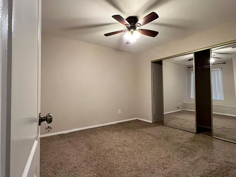 9325 W Desert Inn Rd #206 — Photo 18