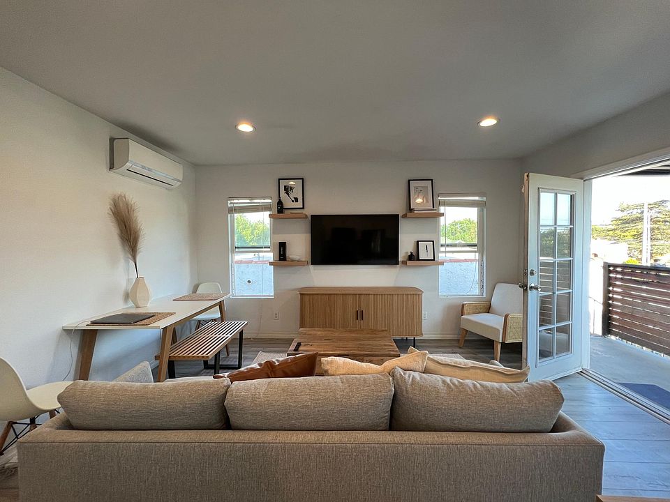 1st image of 3125 1/2 Silver Lake Blvd