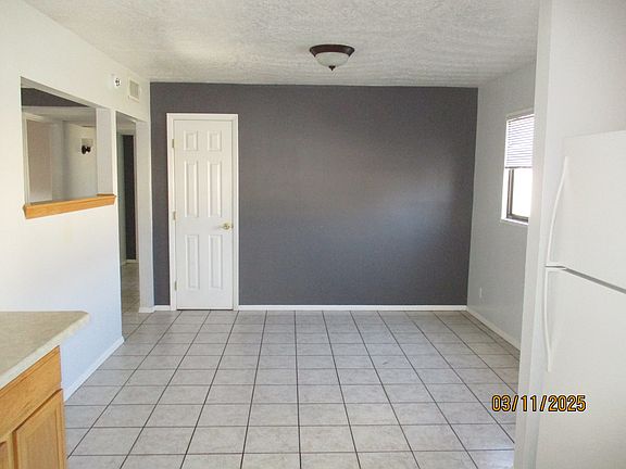 3rd image of 1706 Utah St NE