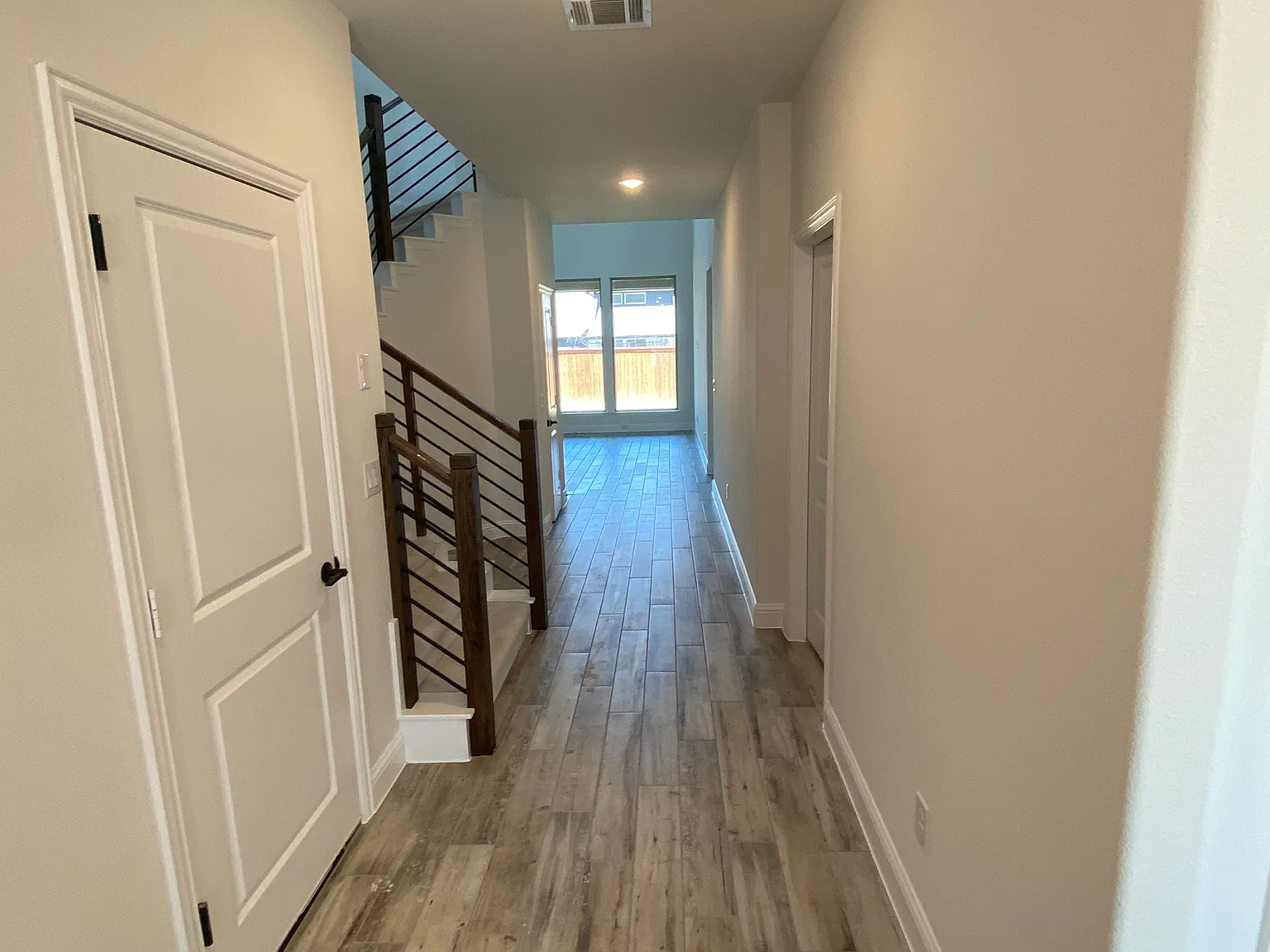 5970 Hodgkin Ave — Photo 3