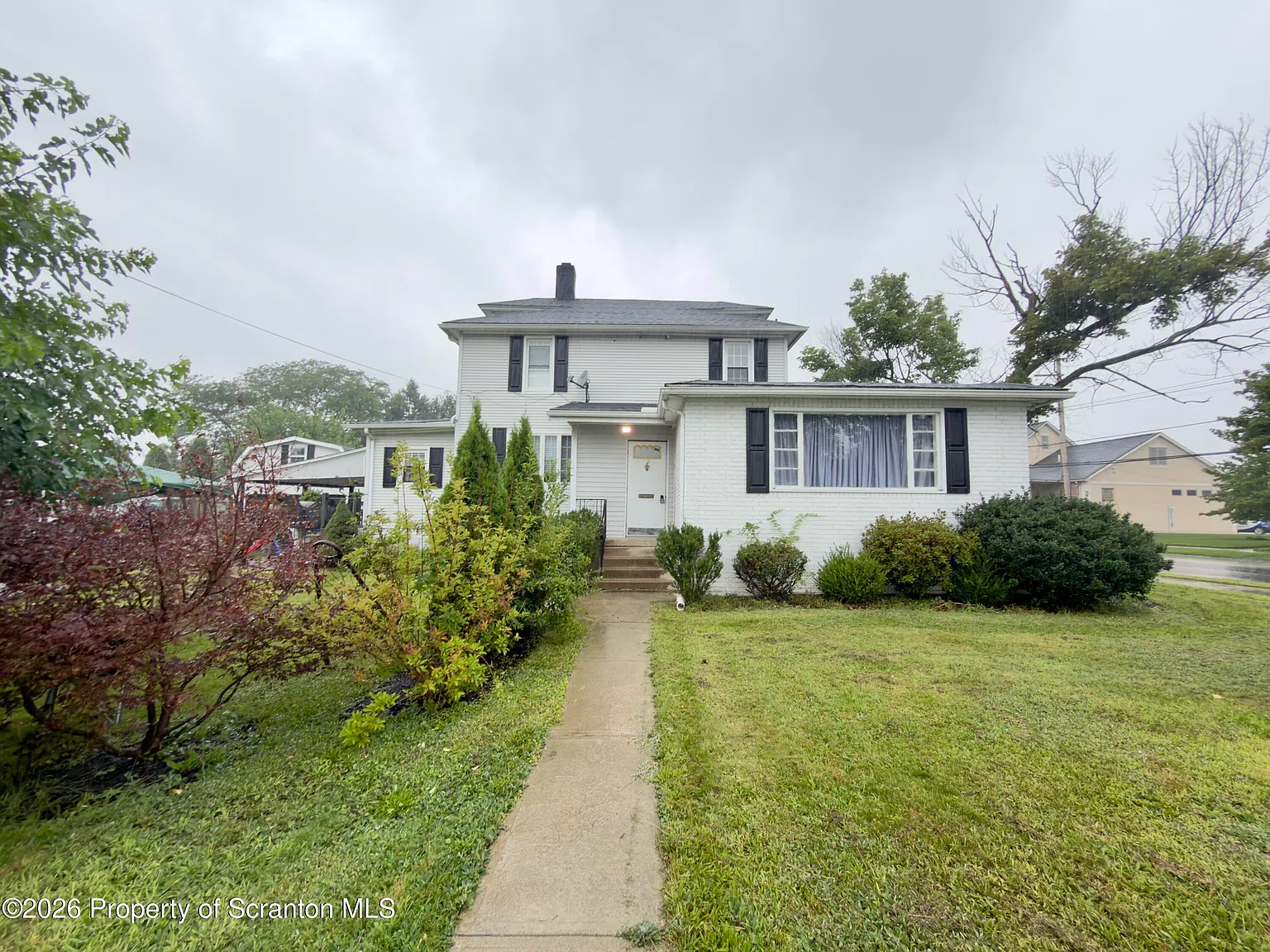 1 bed, 1.0 bath, 1178 sqft, $1,500 — Photo 3