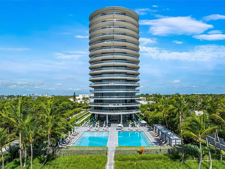 8701 Collins Ave #605 — Photo 3