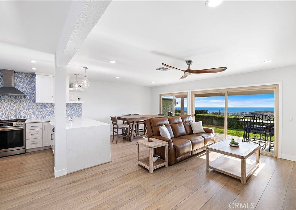 1st image of 567 Avenida Adobe