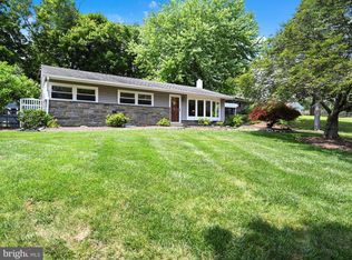 24 War Trophy Ln, Media, PA 19063