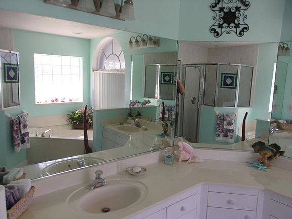 2nd image of 3400 Biscayne Dr