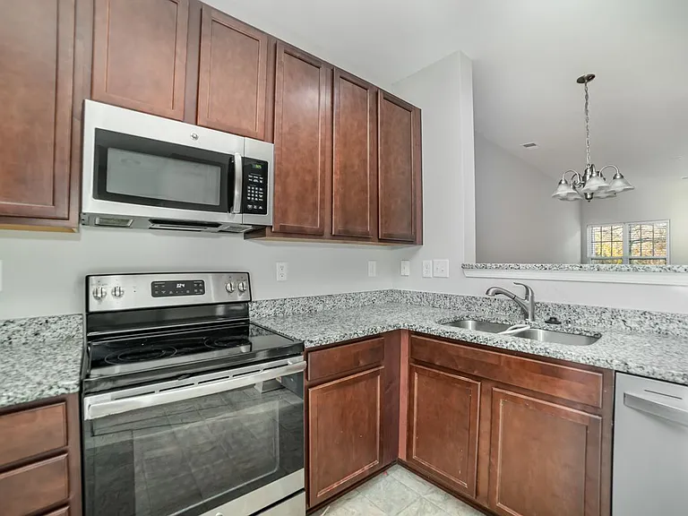 11033 Ardglass Ct — Photo 15