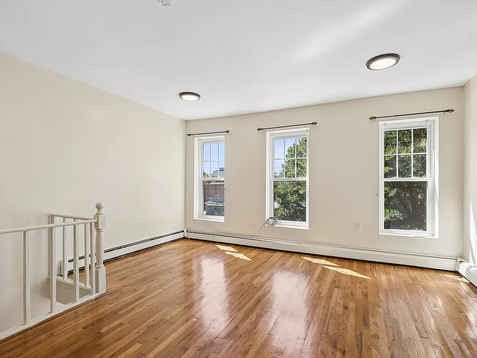 89A Stuyvesant Ave #1