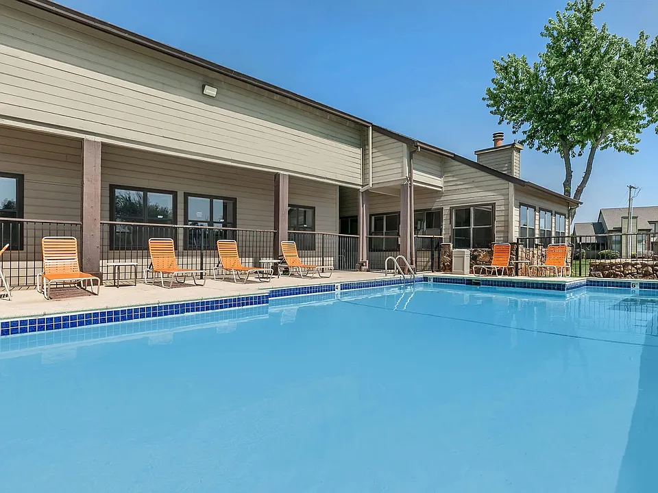 Grouse Run Apartments