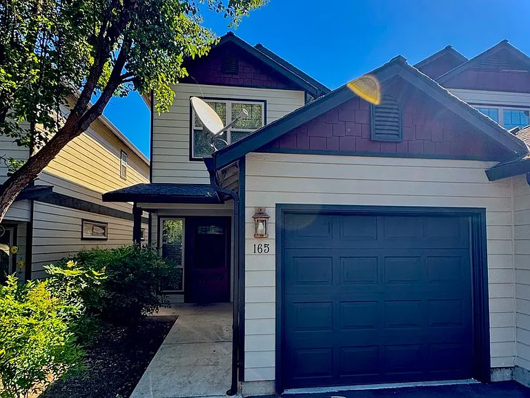165 Casey Way — Photo 1