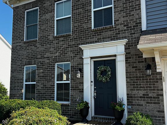 4th image of 5502 N Woodside Ct