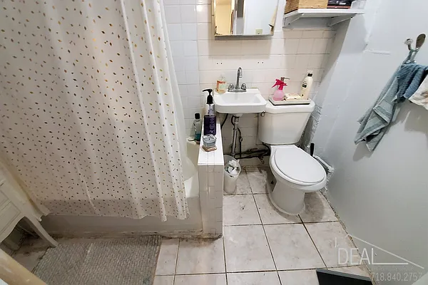 Rented by Ideal Properties Group | media 17