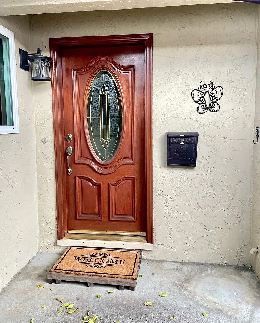 Charming Campbell 3/2 — Photo 1