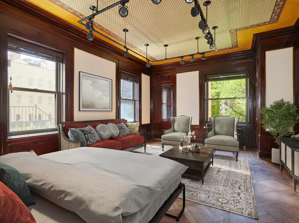 4 East 82nd Street image 1 of 8