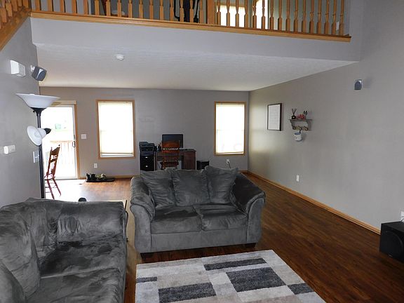 4th image of 2045 Preakness Pl