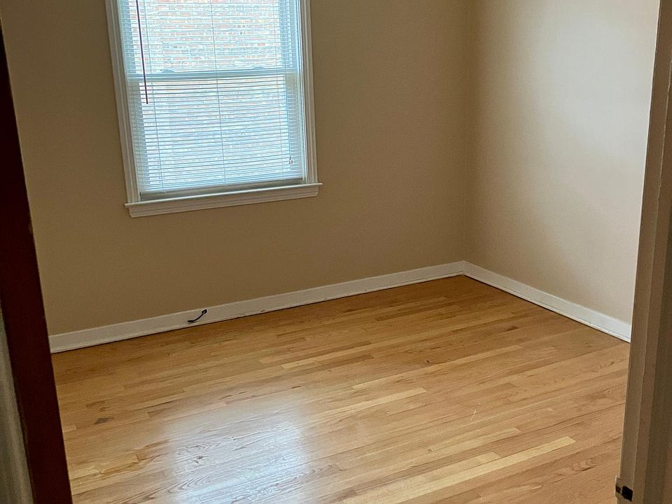 Bedroom #1