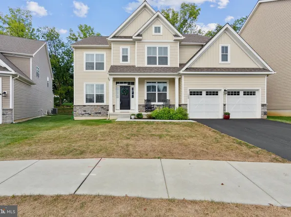 153 Bowery Ln, Downingtown, PA 19335