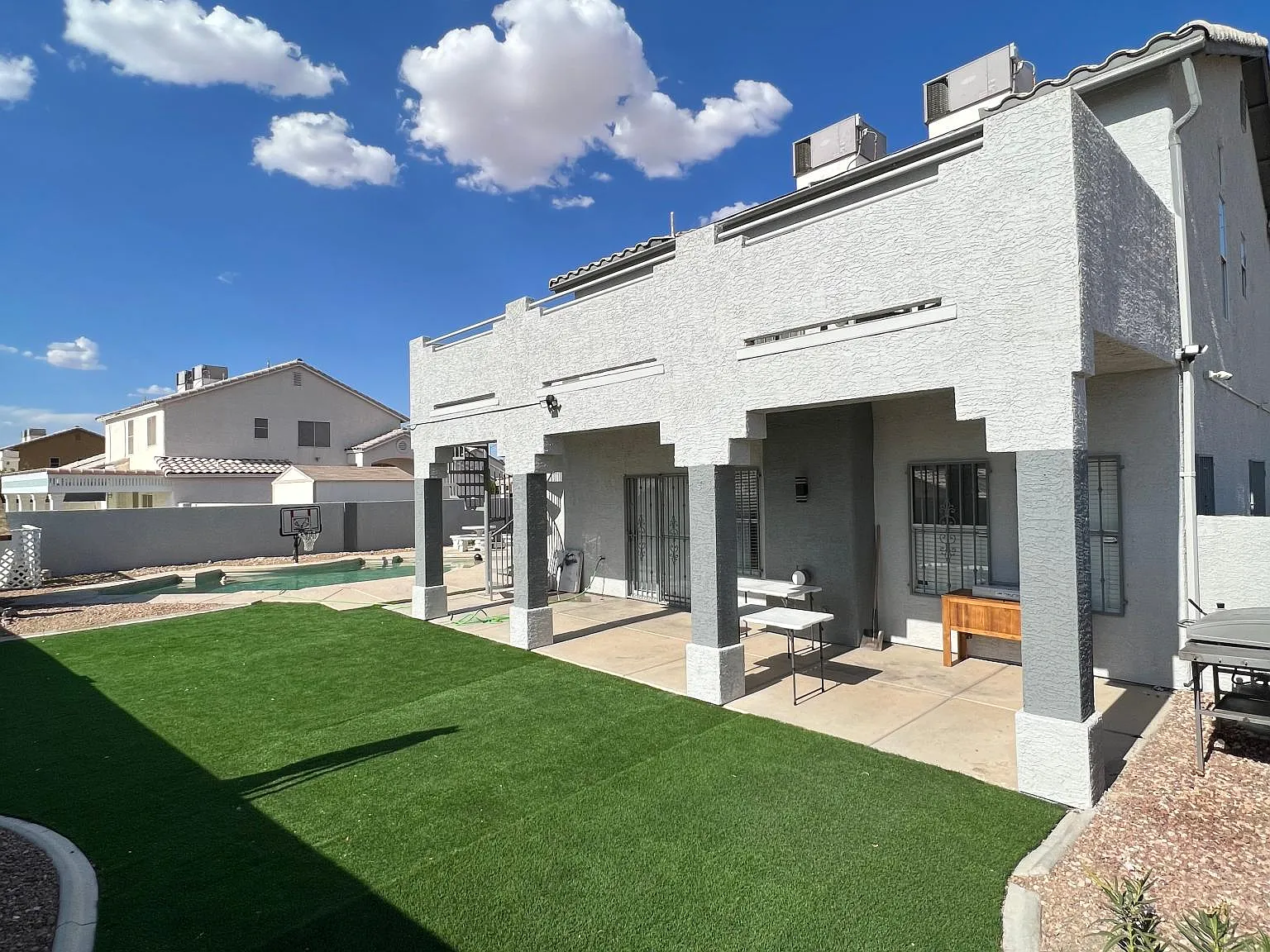 2107 Bridle Wreath Ln — Photo 3