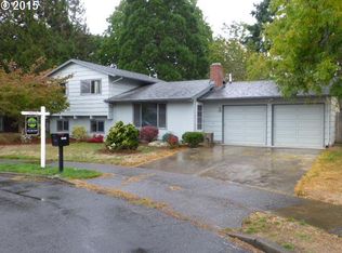17033 SE Madison St, Portland, OR 97233