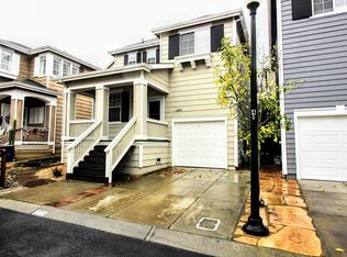 1053 Warren Dr, Petaluma, CA 94952