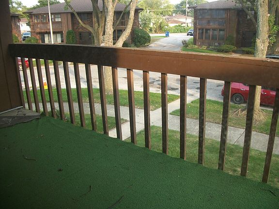 4th image of 15120 Minerva Ave #3