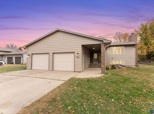 324 N Hagemeyer Dr, Tea, SD 57064