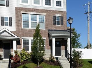 1065 E Linden Ave, Saint Louis, MO 63117