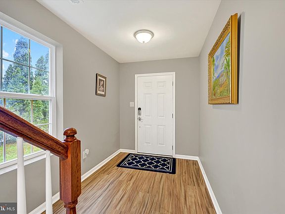 4th image of 7011 Dannfield Ct
