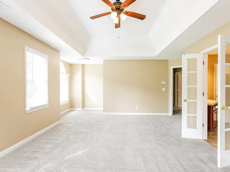 815 Tynsdale Dr — Photo 12