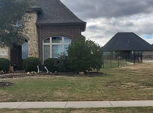 1401 Coyote Ct, Gunter, TX 75058