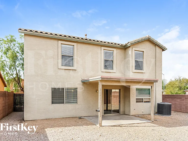 2430 W Via Dona Rd — Photo 18