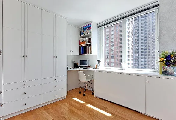 Sold by Nest Seekers International | media 5