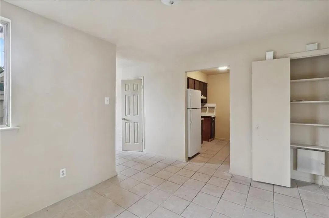 1919 Elizardi Blvd — Photo 3