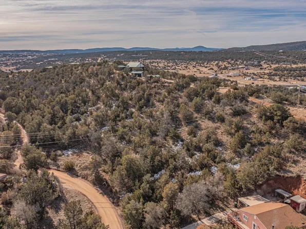 32 Oakhill Dr, Sandia Park, NM 87047