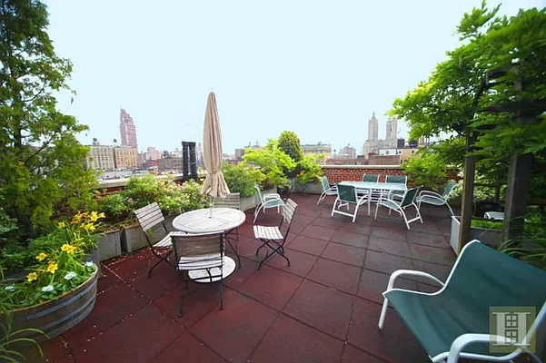 Sold by Corcoran | media 31
