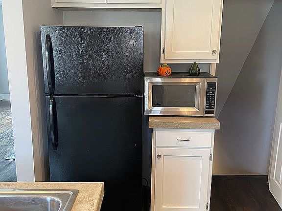2nd image of 2901 Conrad St