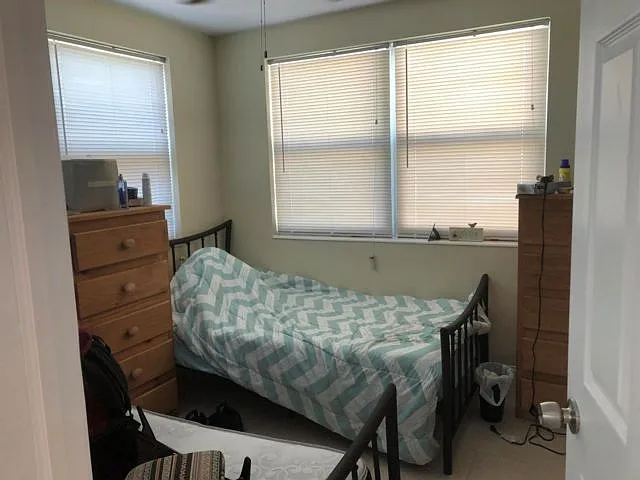 4 bed, 2.0 bath, 1270 sqft, $3,800 — Photo 3