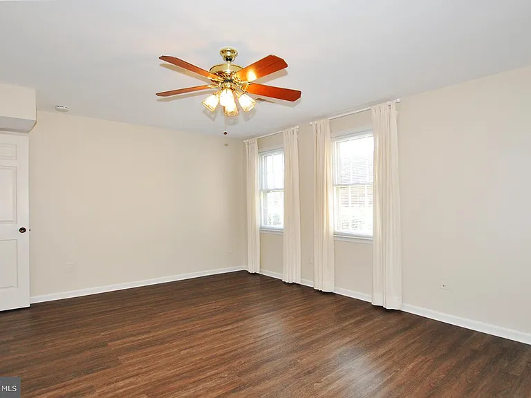 4847 Sangamore Rd #24 — Photo 17