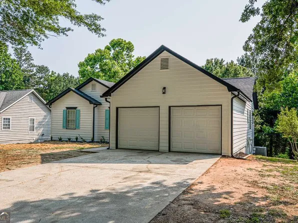 515 Allens Landing Ct, Lawrenceville, GA 30045