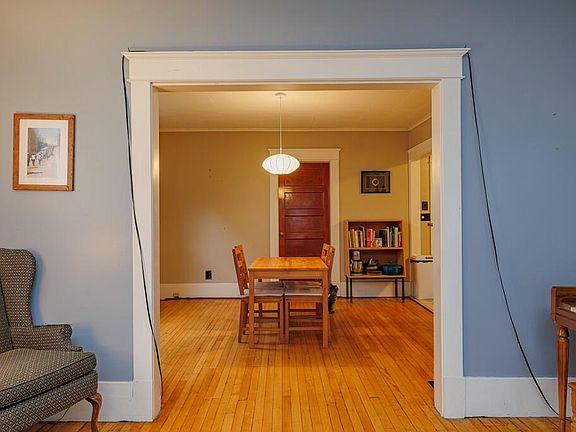 4th image of 346 Penobscot Avenue