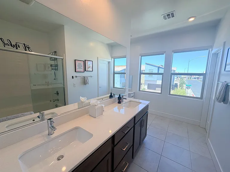 4318 Eagle Summit Ave — Photo 35