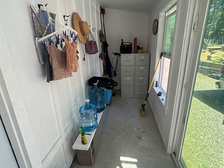 17347 Sunrise Rd — Photo 3