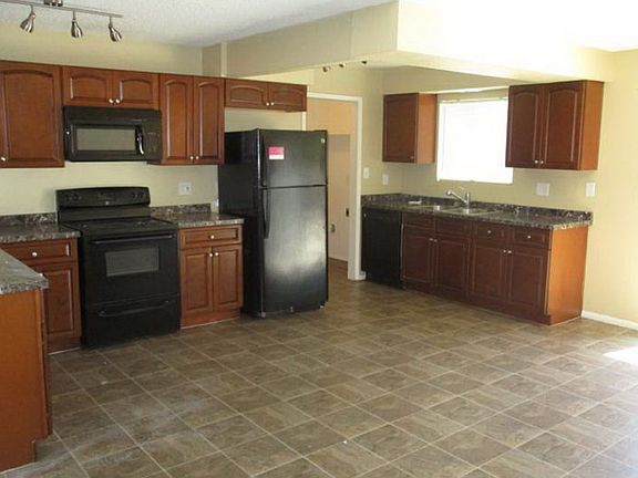 2nd image of 4119 W Northview Ave