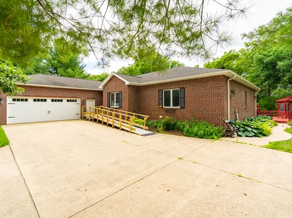 640 Timber Ridge Rd, Princeton, IL 61356