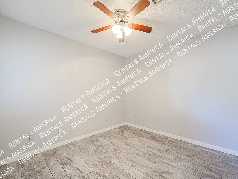 9020 W Highland Ave #107 — Photo 15